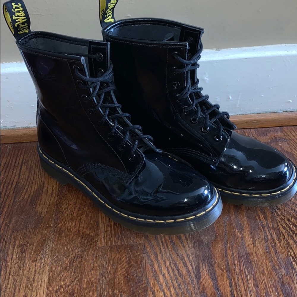 Dr marten patent leather boot